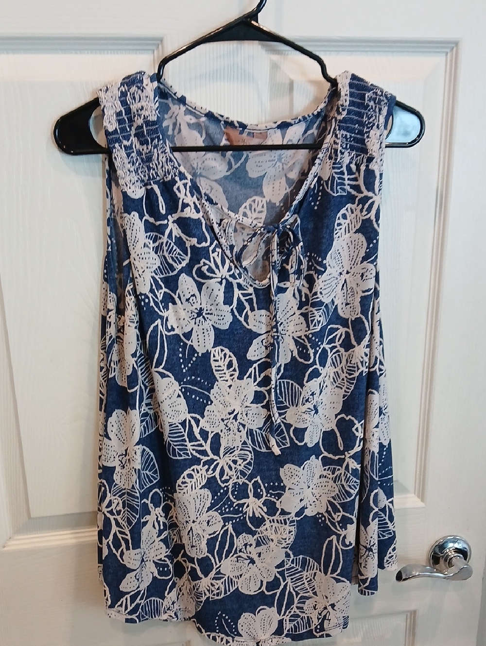 SJS Blue and White Floral Tie-Neck Camisole